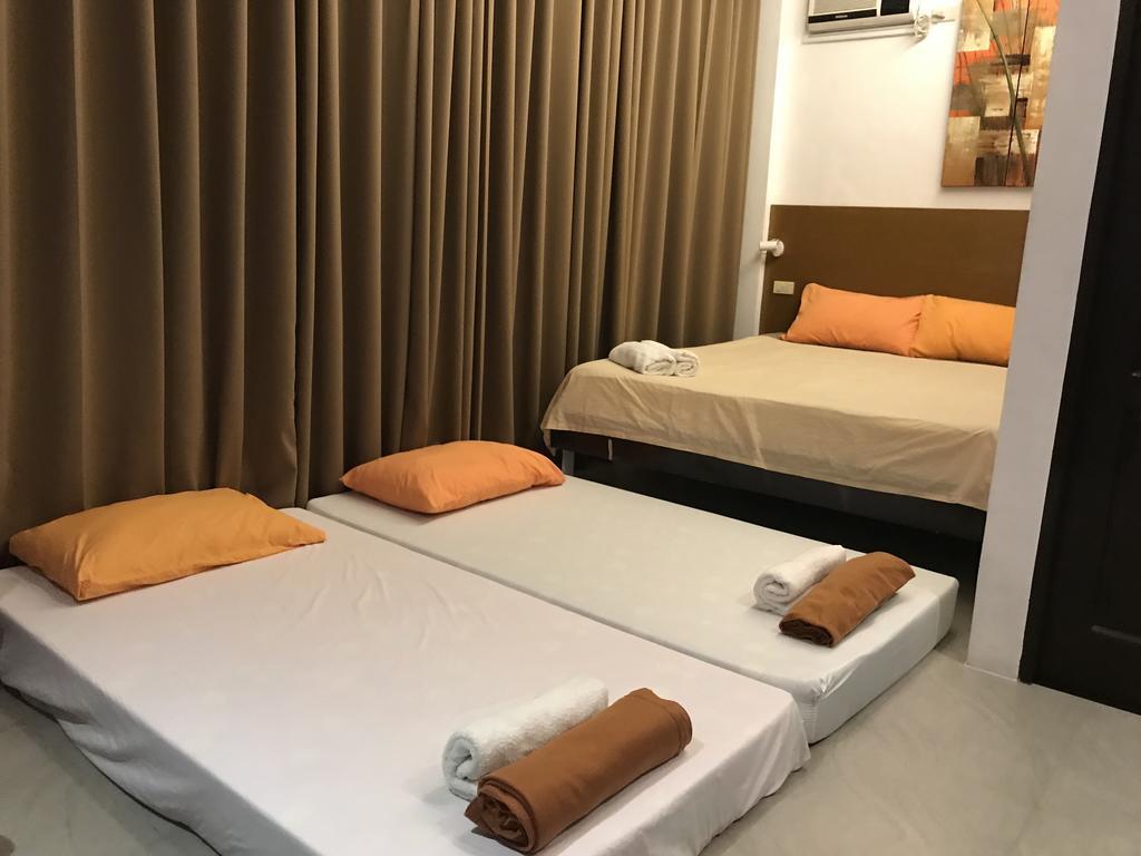 Koko'S Place Diniwid Balabag  Экстерьер фото