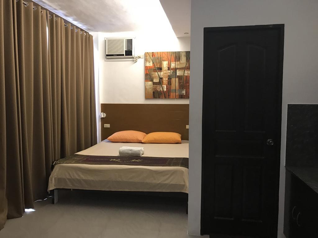Koko'S Place Diniwid Balabag  Экстерьер фото