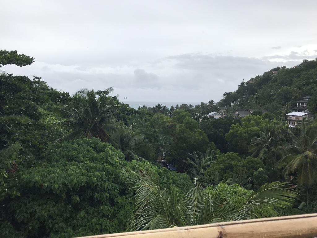 Koko'S Place Diniwid Balabag  Экстерьер фото