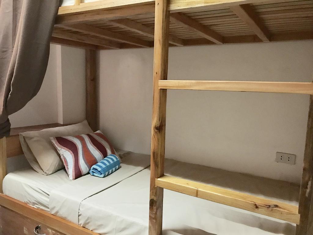 Koko'S Place Diniwid Balabag  Экстерьер фото
